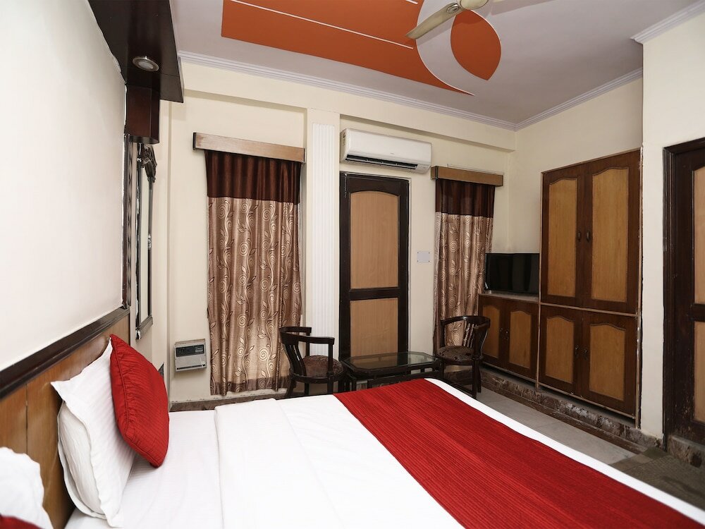 Фото Oyo 12671 Hotel Prithvi Palace