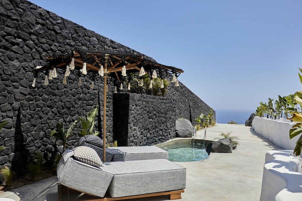 Фото Theano Cave Suites & Villas