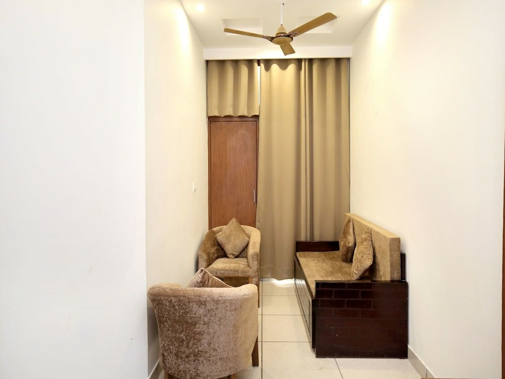 Фото Hotel Shagun