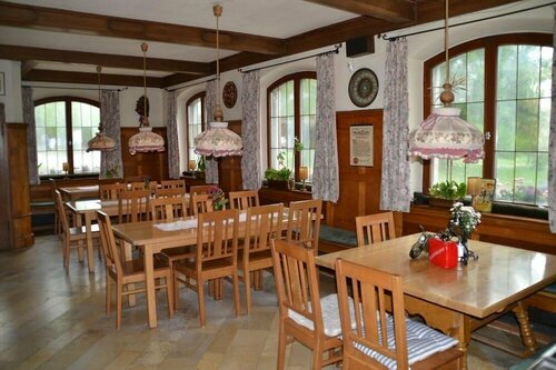 Гостиница Hotel Gasthof Zur Linde