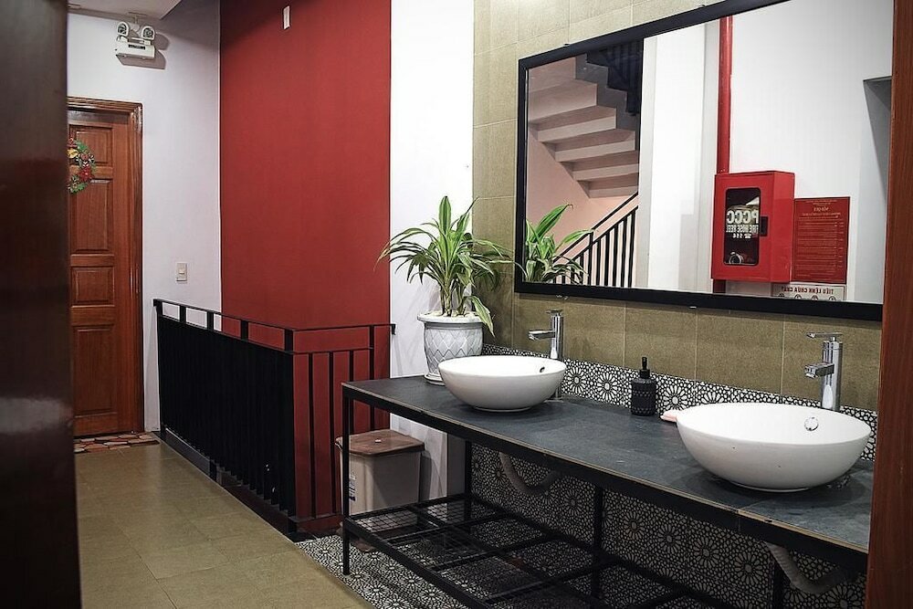 Фото Kon Tiki Hostel