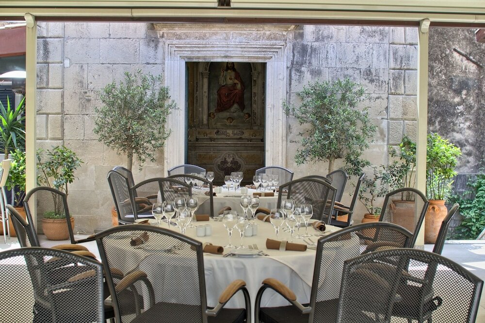 Фото The Pucic Palace