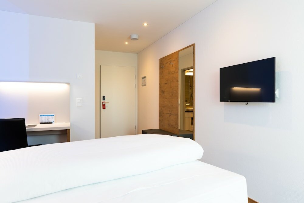 Фото Jet Hotel Zurich Airport