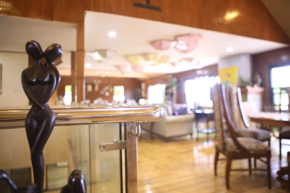 Фото The Lakeview Suites by Cocotel