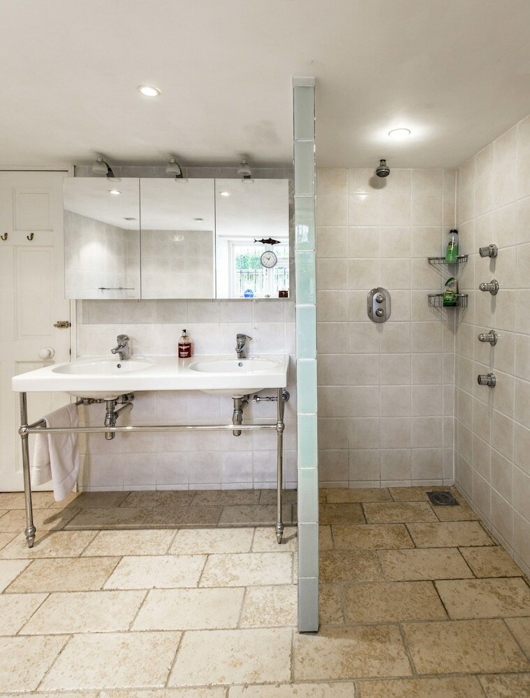 Фото Grosvenor Villa