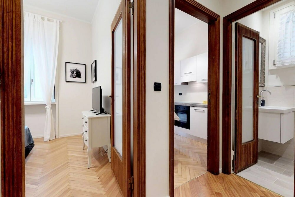 Фото Luxury 3 Bedrooms Near Duomo