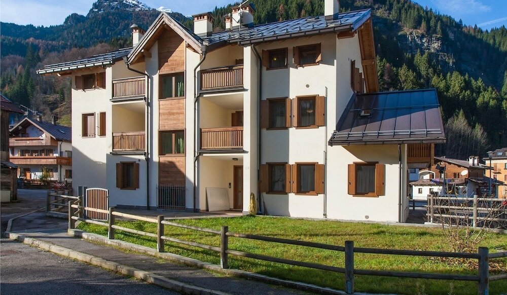 Фото Appartamenti Enrosadira