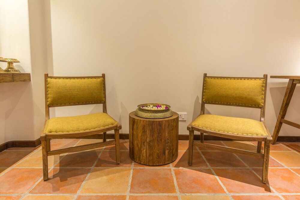 Фото Hotel Roadhouse