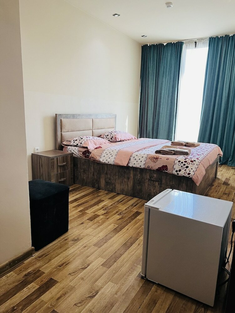 Фото Hotel Ellegance