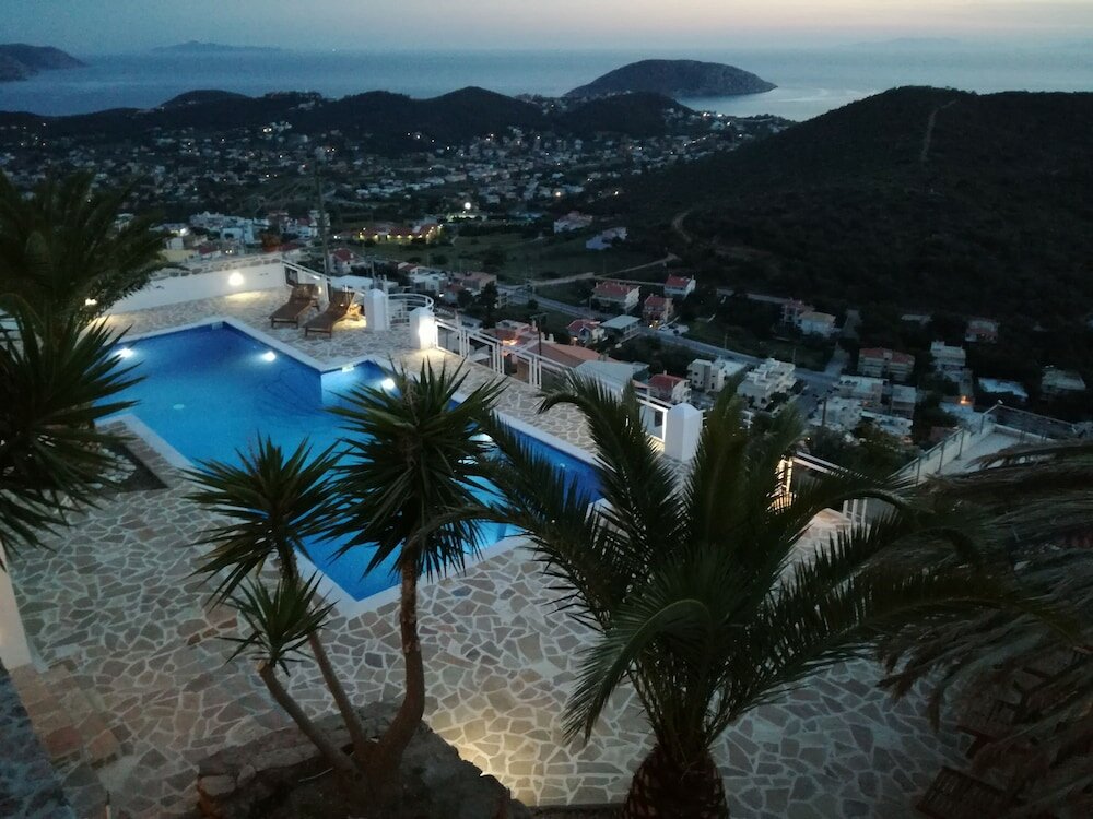 Фото Infinity Blue Suites