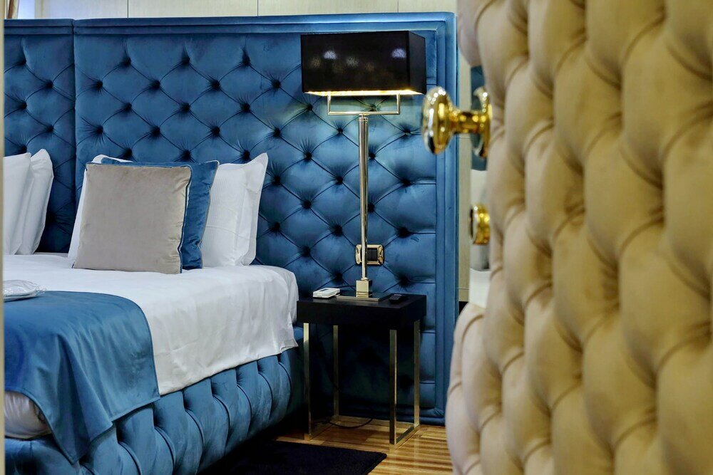 Фото Trevi Diamond Luxury Suite & Jacuzzi