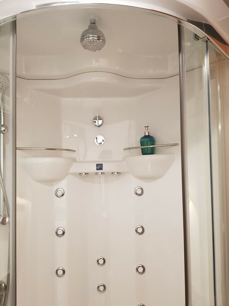 Фото Duplex University City Centre