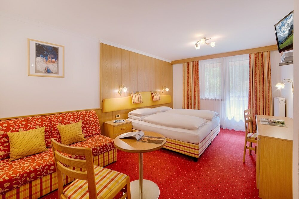 Фото Hotel Malita