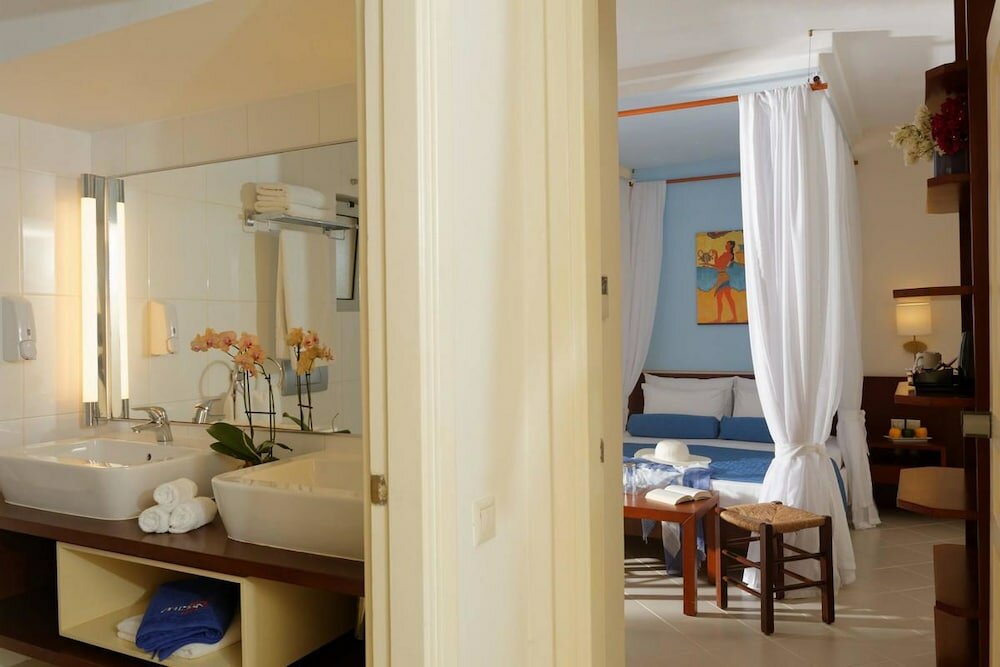 Фото Курорт Anissa Beach & Village