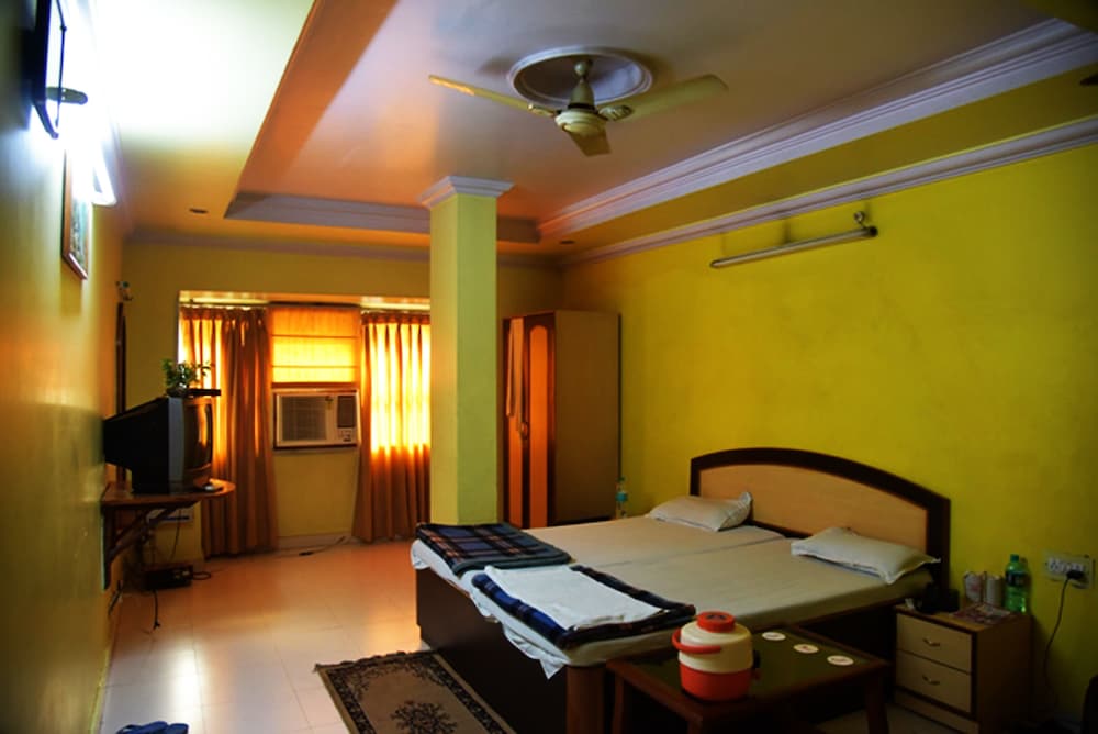 Фото Hotel Galaxy International