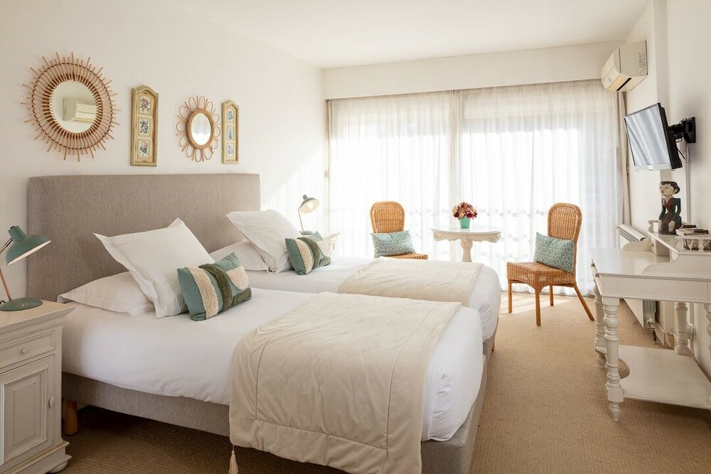 Фото Hôtel Le Castellan