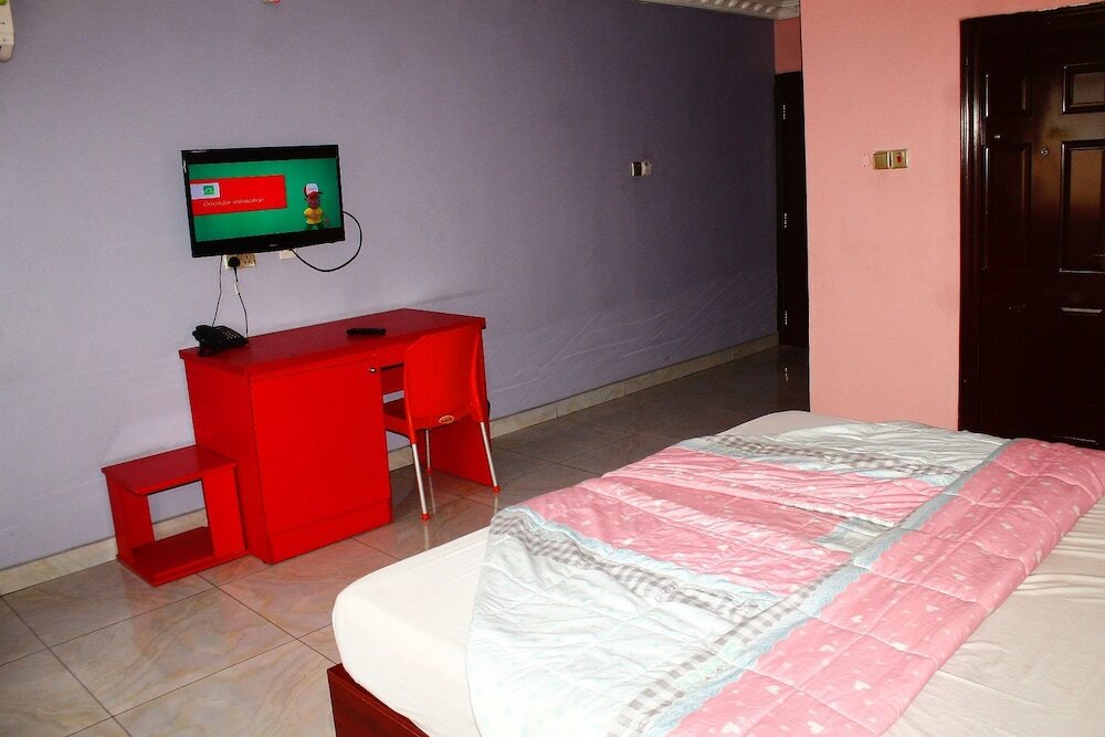 Фото Row Hotel & Suites