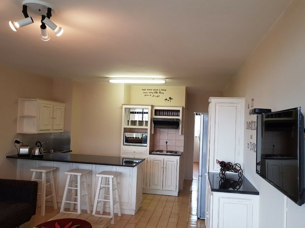 Фото Silver lining beach apartment