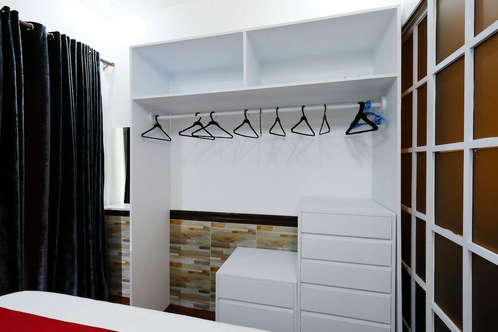 Фото Breeze Residences Roxas Boulevard Manila