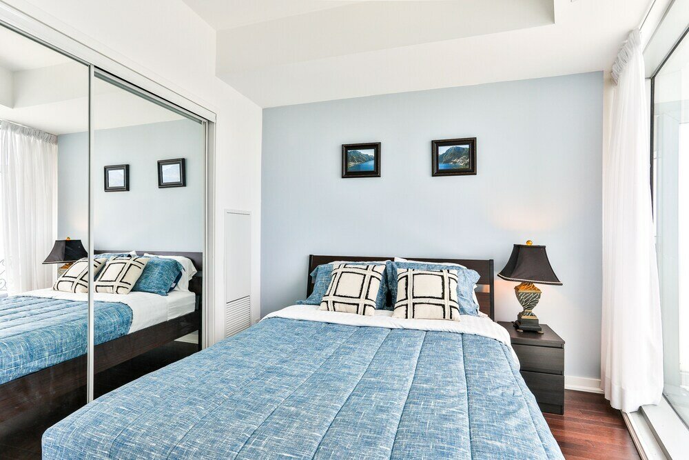 Фото Exquisite 55th Floor 2 Bed 2 Bath Parking