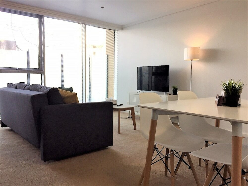 Фото ReadySet Apartments at Sentinel