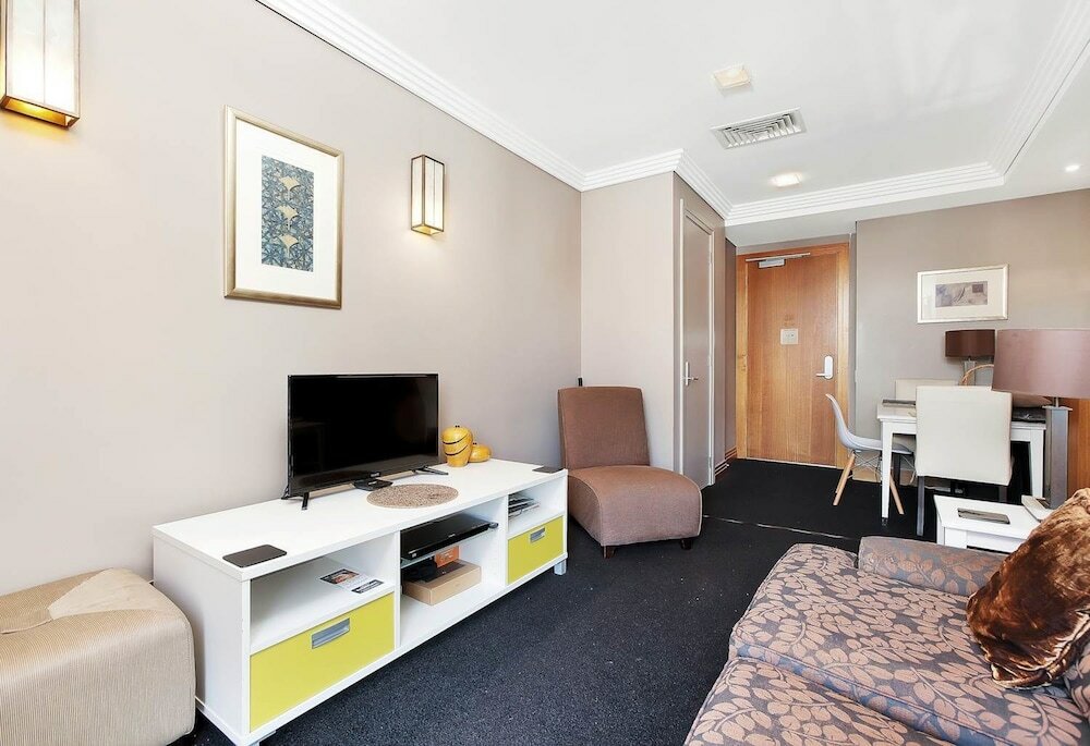 Фото Metropolis 2 Bedroom