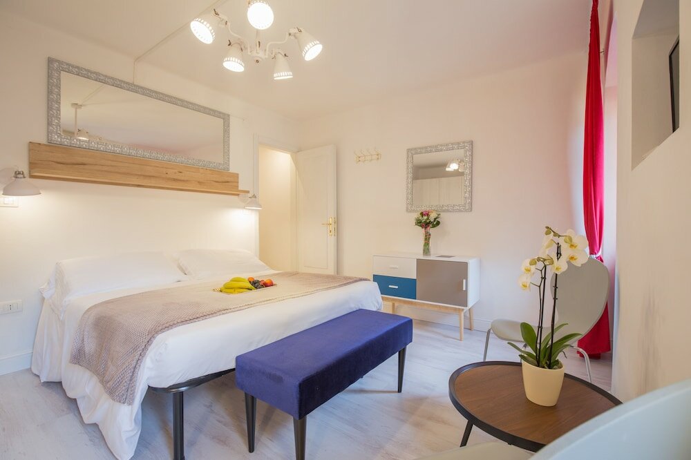 Фото Corte Realdi Boutique Rooms Garda
