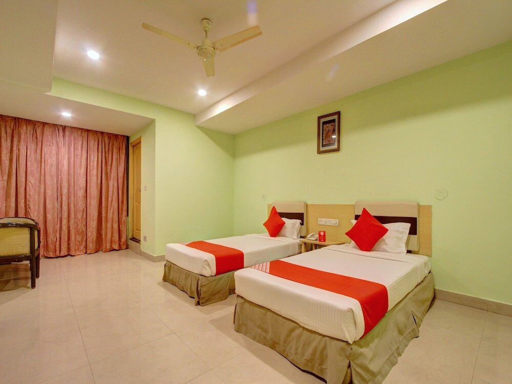 Фото Oyo 11376 Golden Park