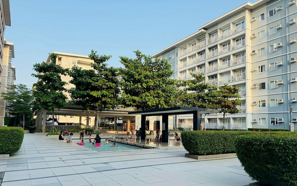 Hotel Staycation In Qc Trees Residences, Quezon City, photo