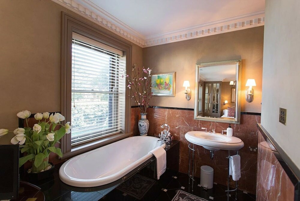 Фото Linden Hall