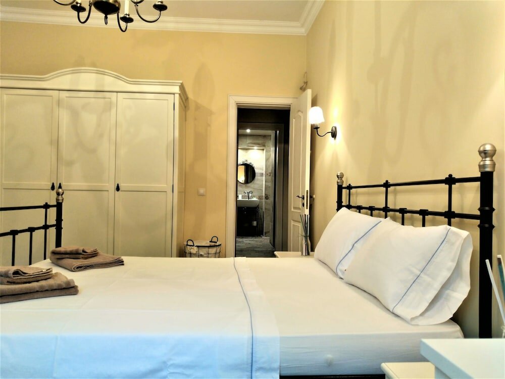 Фото Baratero City Corner II Apartment