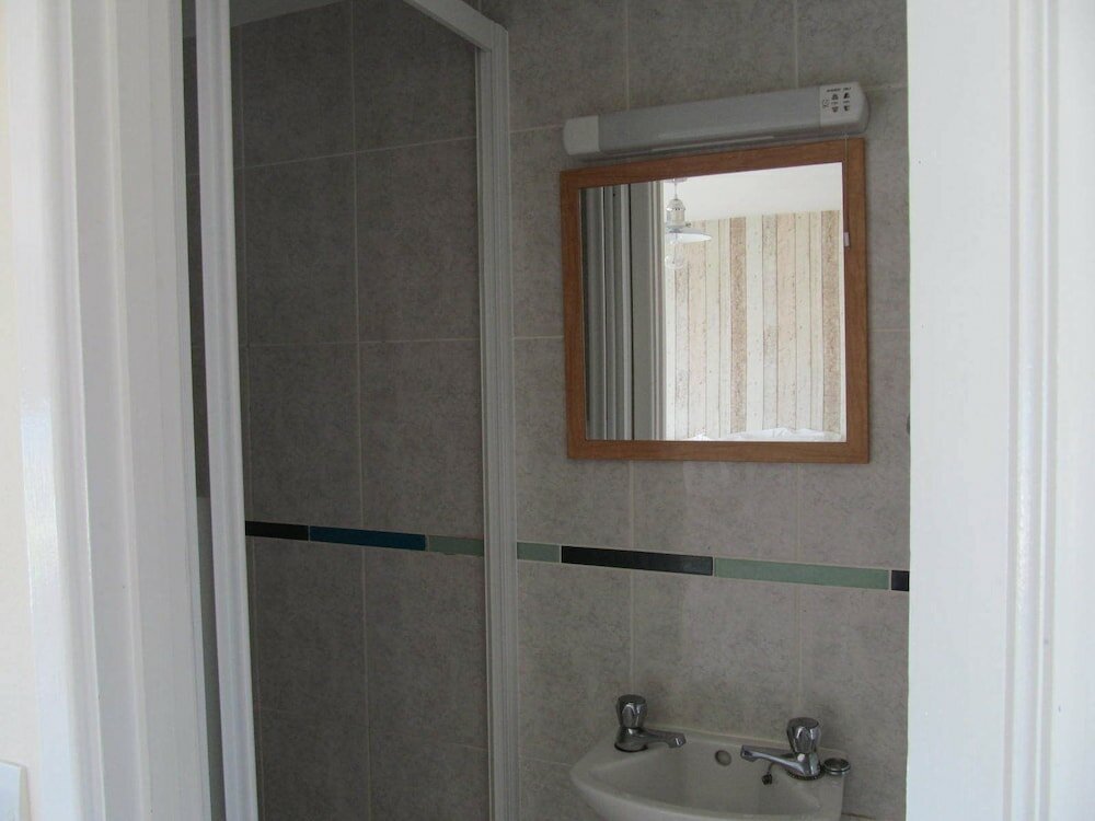 Фото Shoreline Lodgings