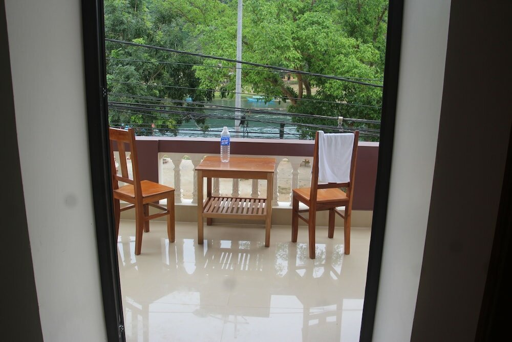 Фото Son Doong Riverside Homestay