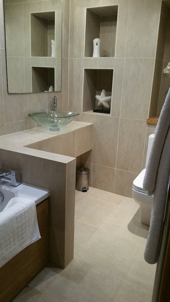 Фото Castle Luxury Apartment lll