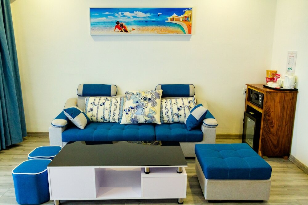 Фото Junlan Hotel