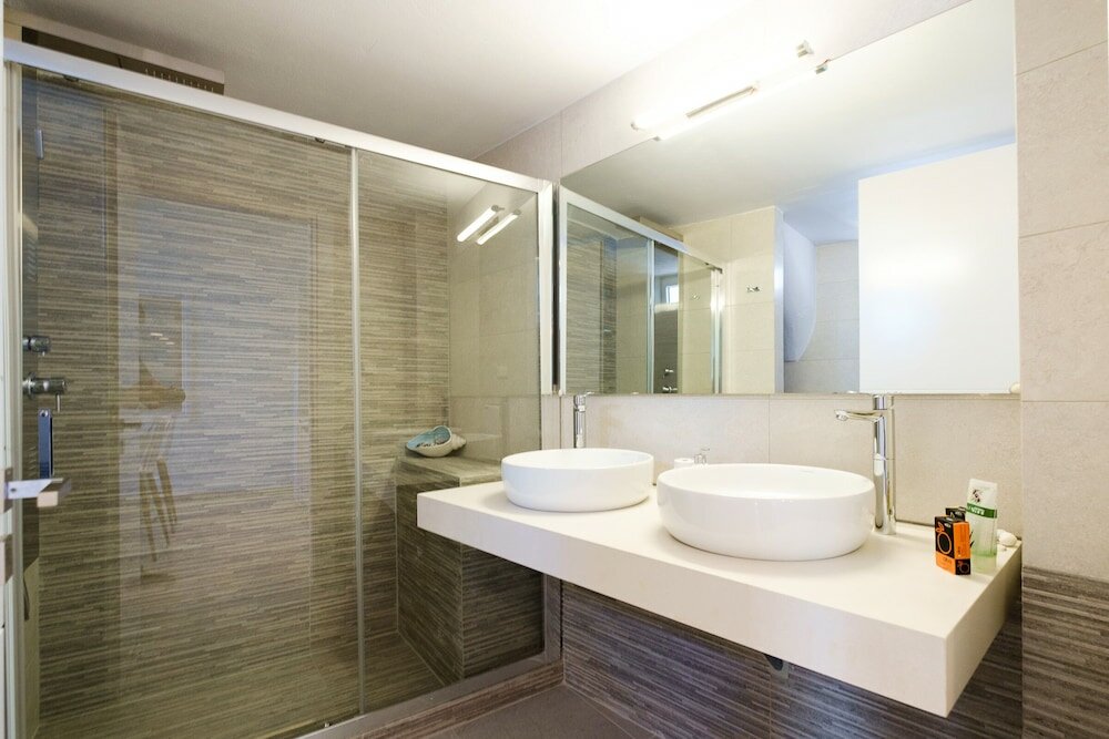 Фото Cozy Home close to old Port Sea Front & Parking