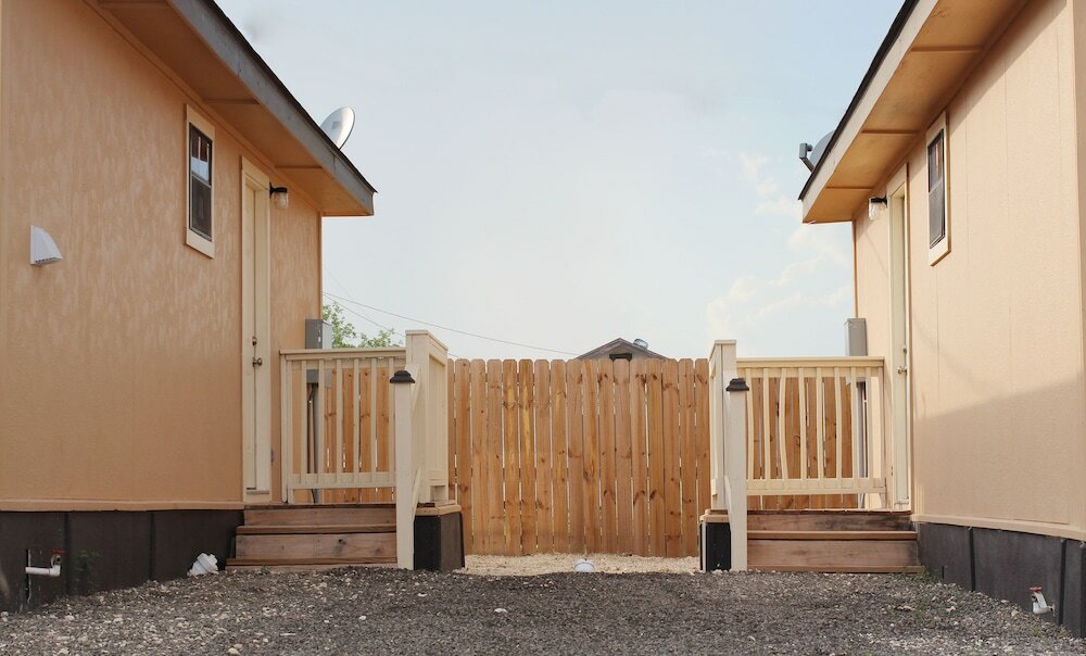 Фото Desert Meadow Lodge