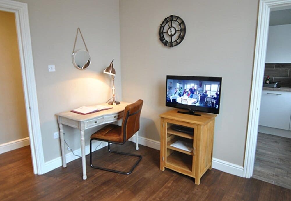 Фото Lord Raglan House