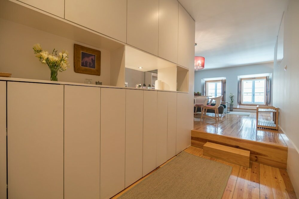 Фото Elegant & Cozy Apartment