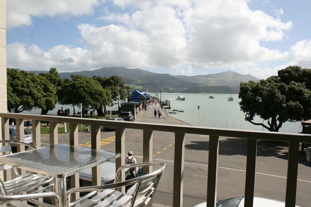 Фото Akaroa Central Apartment