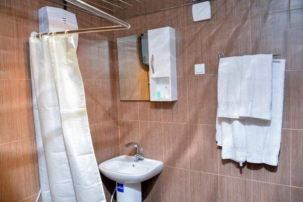 Фото Sanahin Bridge Hotel