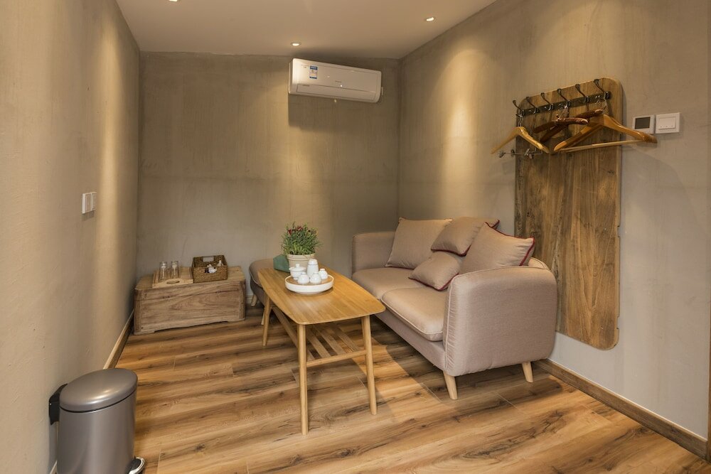 Фото Lotus Mountain Boutique Inn