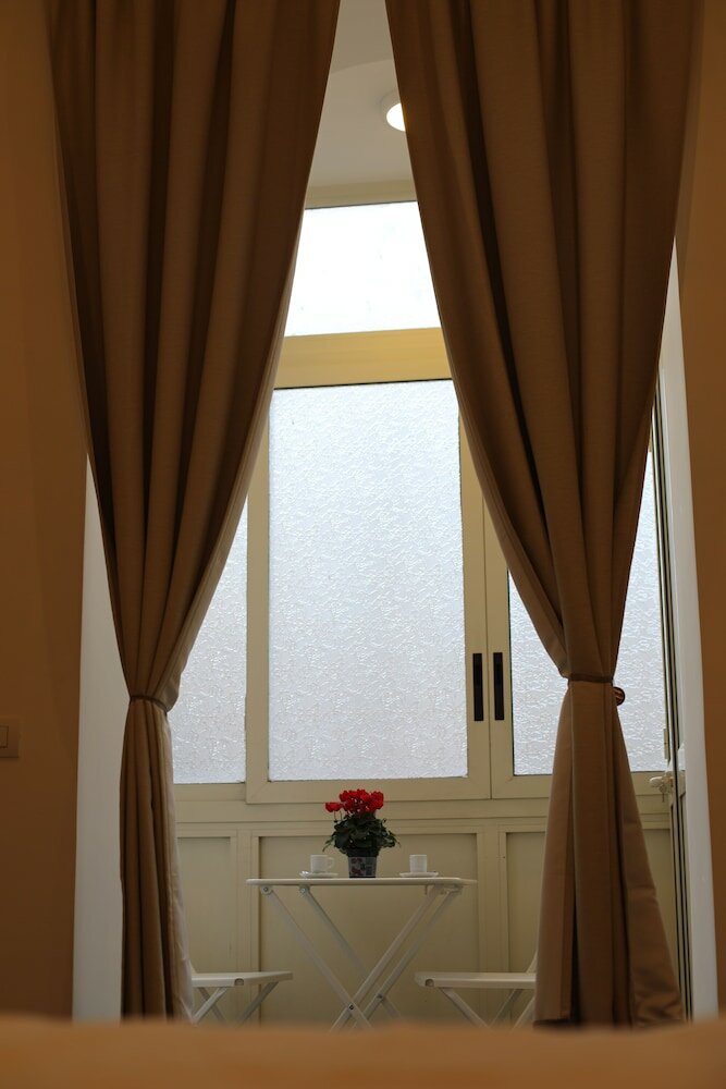 Фото The Station Napoli B&B