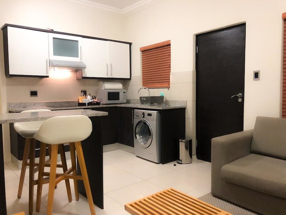 Фото The Residence at Urban Park