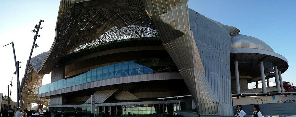 Фото DoubleTree by Hilton Milan