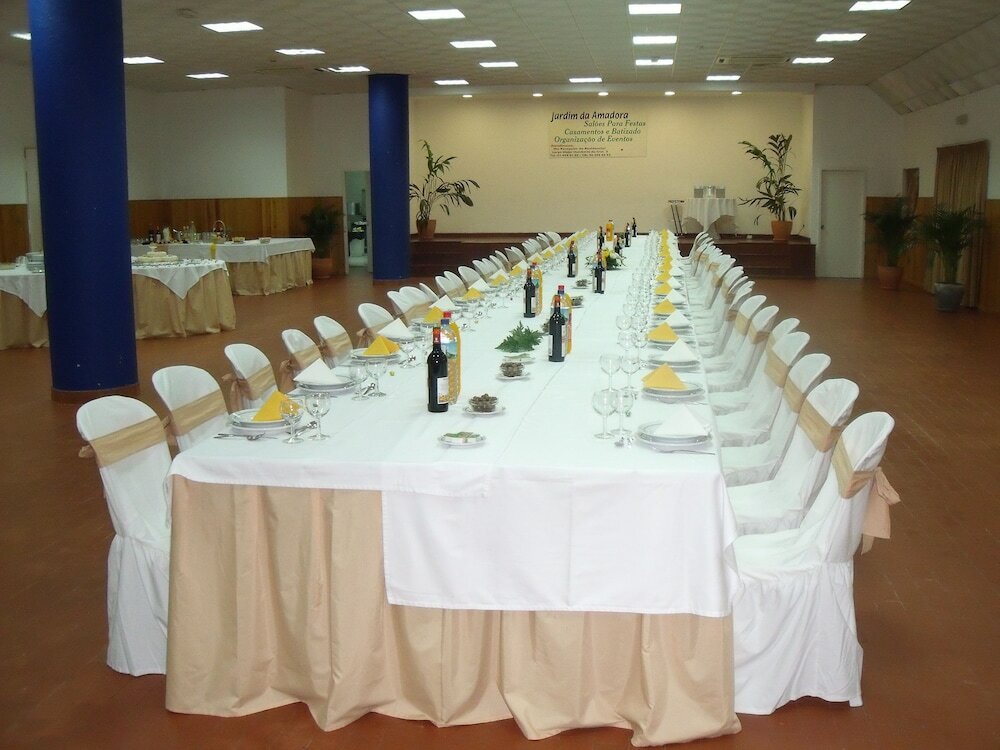 Фото Residencial Jardim da Amadora