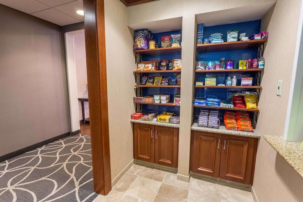 Фото Hampton Inn & Suites Tilton