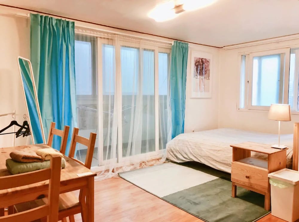 Фото JJ's Studio in Hongdae