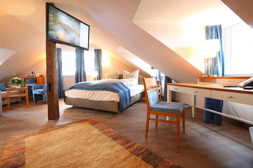 Фото Hotel MainChateau