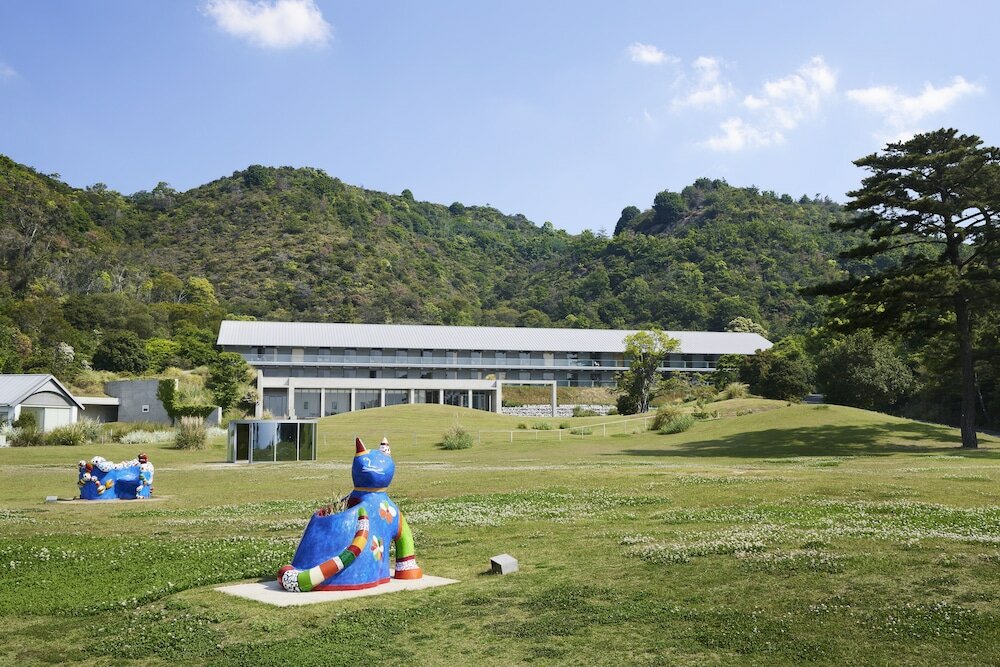 Фото Benesse House